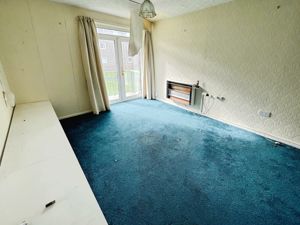 Lounge- click for photo gallery